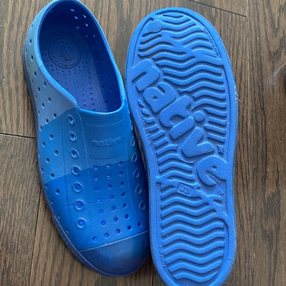 Native x Crayola Jefferson Shoes - Picture 6 of 6